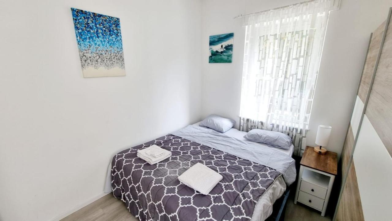 Cozy And Modern 1 Bedroom 3 Room Apartment วิสบาเดน ภายนอก รูปภาพ