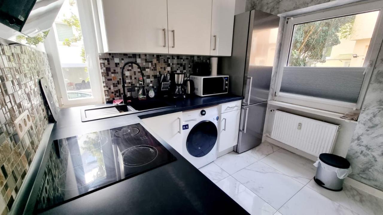 Cozy And Modern 1 Bedroom 3 Room Apartment วิสบาเดน ภายนอก รูปภาพ