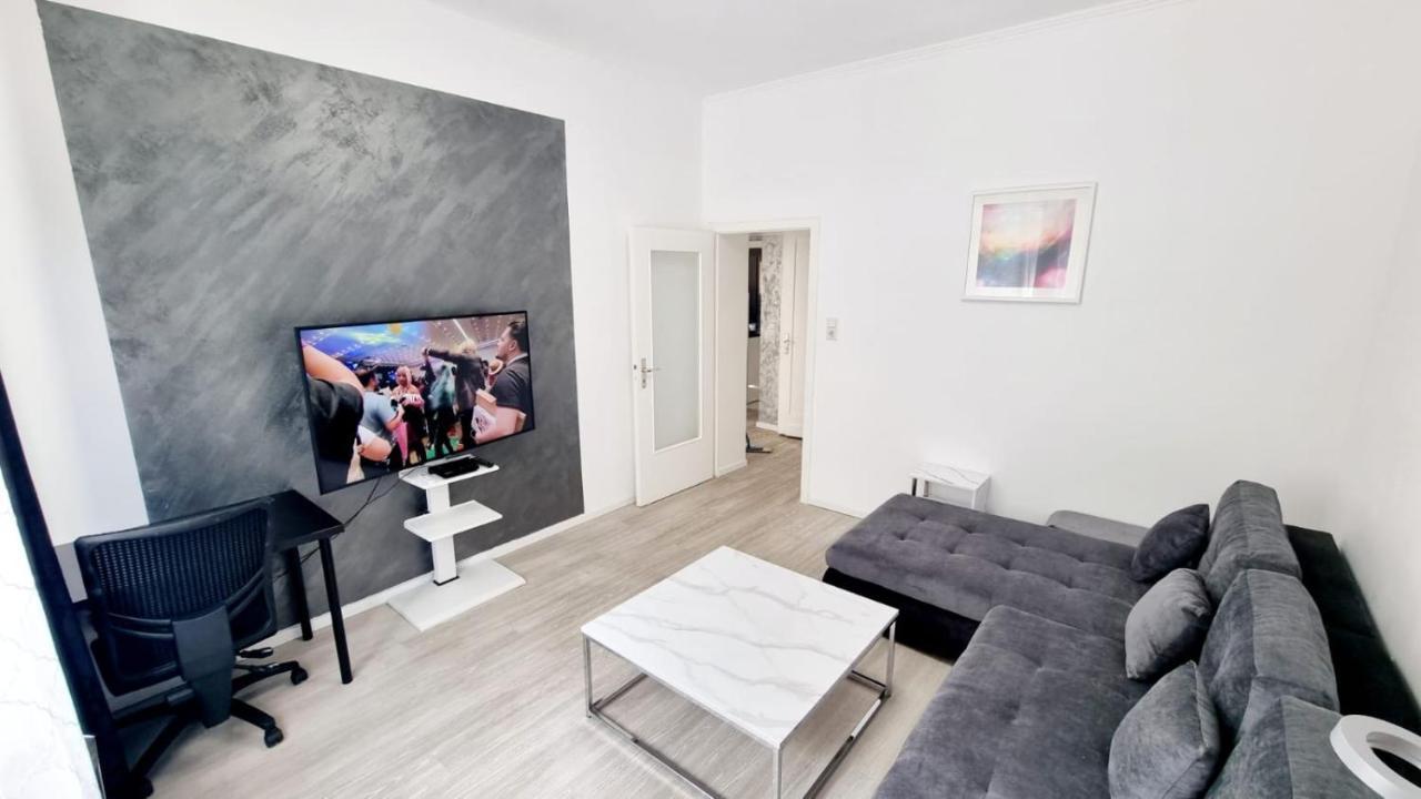 Cozy And Modern 1 Bedroom 3 Room Apartment วิสบาเดน ภายนอก รูปภาพ